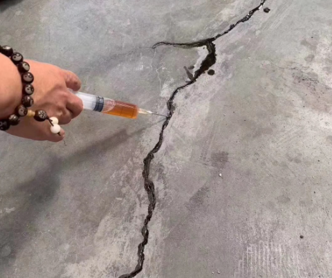 平山混凝土裂缝修补技术详解​